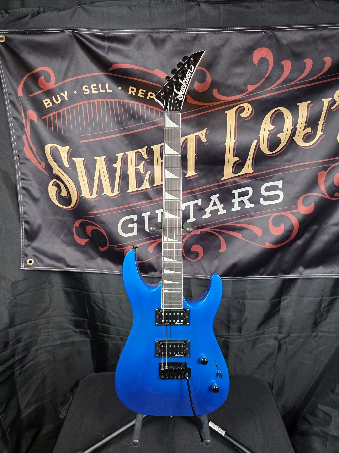 Jackson JS Series JS22 DKA Dinky Archtop with Amaranth Fretboard 2019 - Present - Metallic Blue