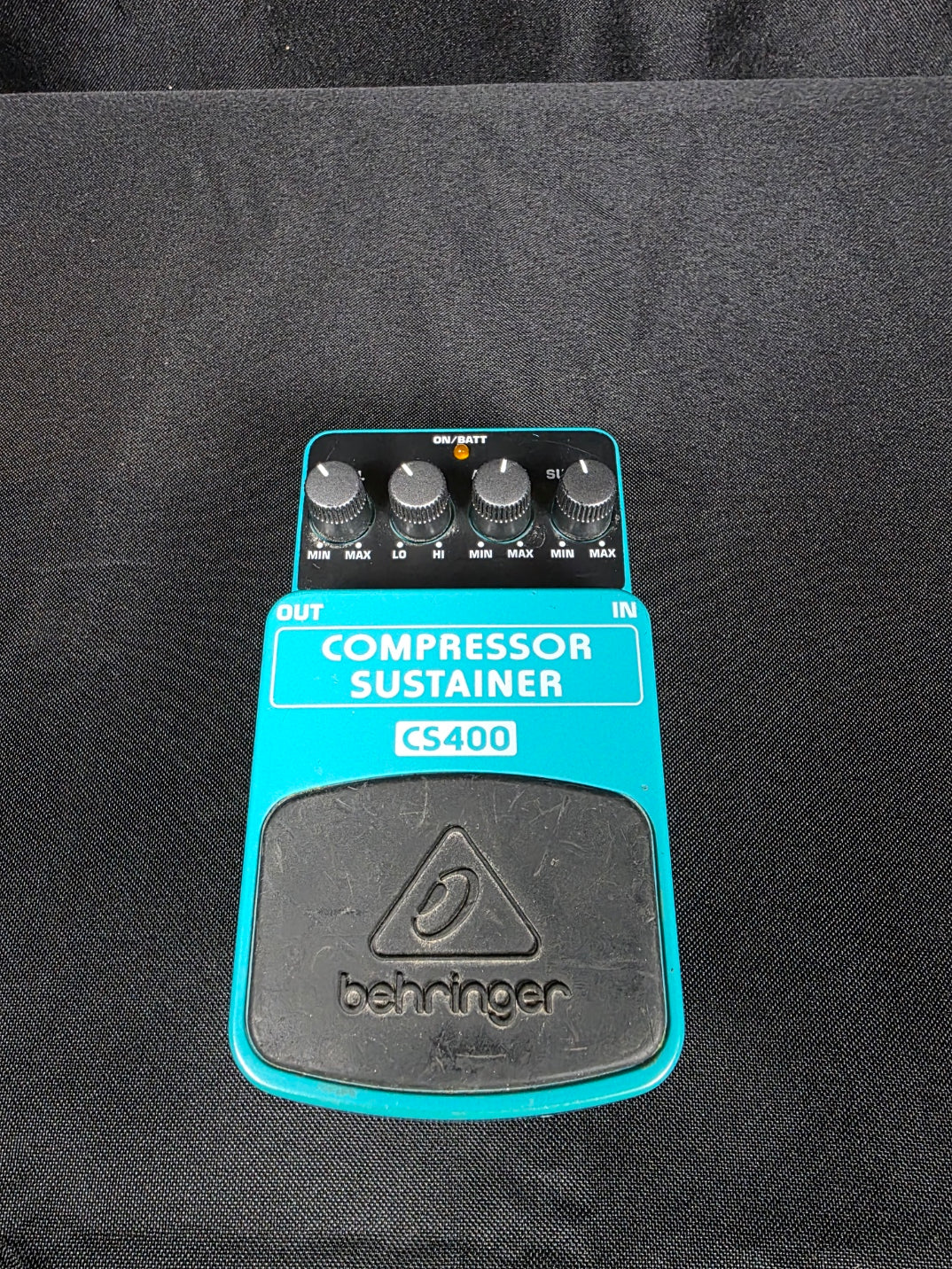 Behringer CS400 Compressor Sustainer