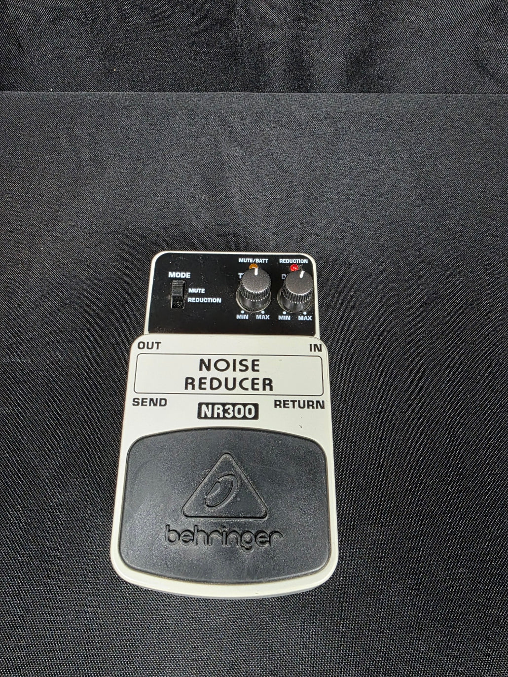 Behringer NR300 Noise Reducer