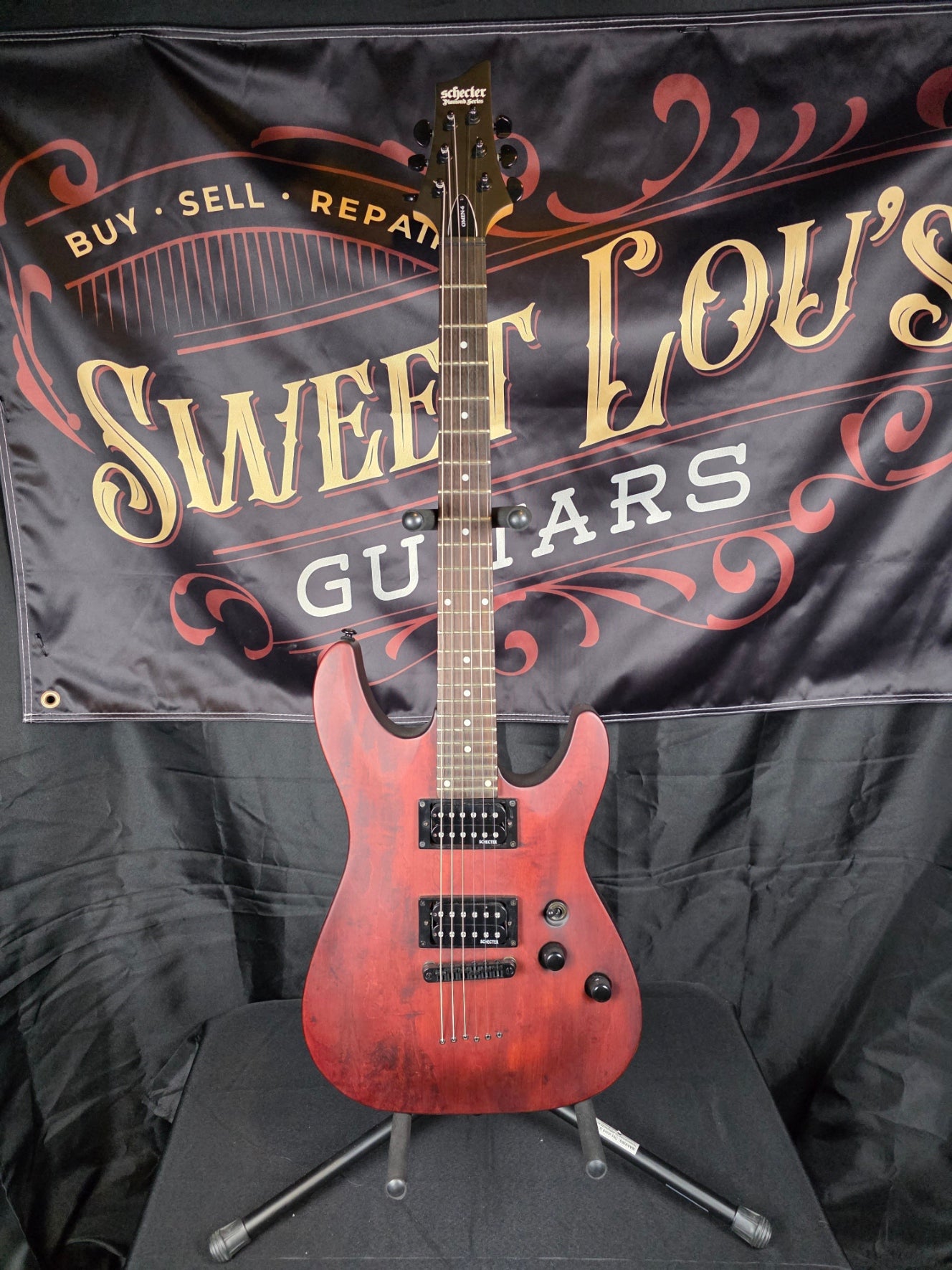 Schecter Omen-6 2003 - 2011 - Walnut Satin